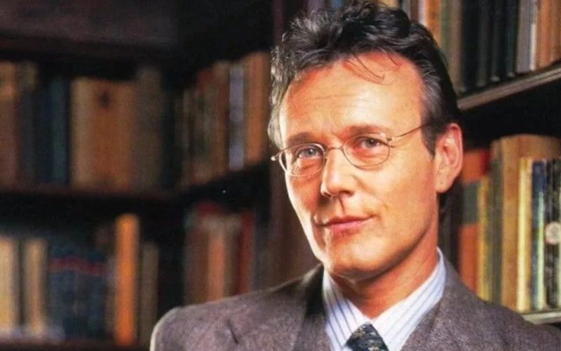 Herec anthony head znamy z buffy a ted lasso zemrel ve veku 1780686039148